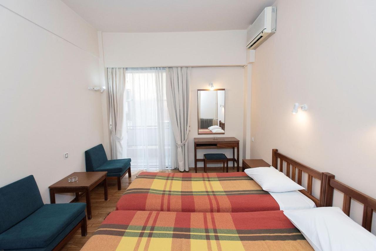 Alexandros Hotel